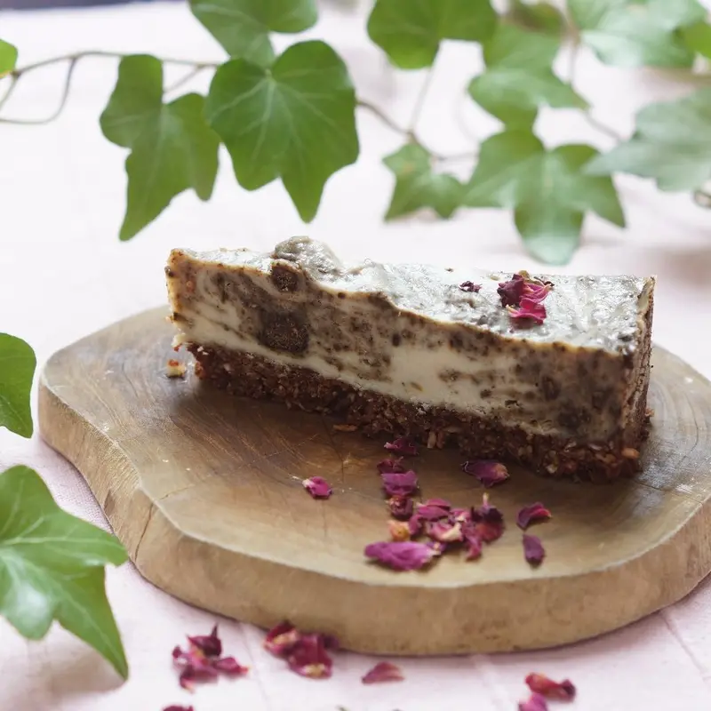 New! Cookies & Cream Cheezecake (Small Serves 8-10) 1