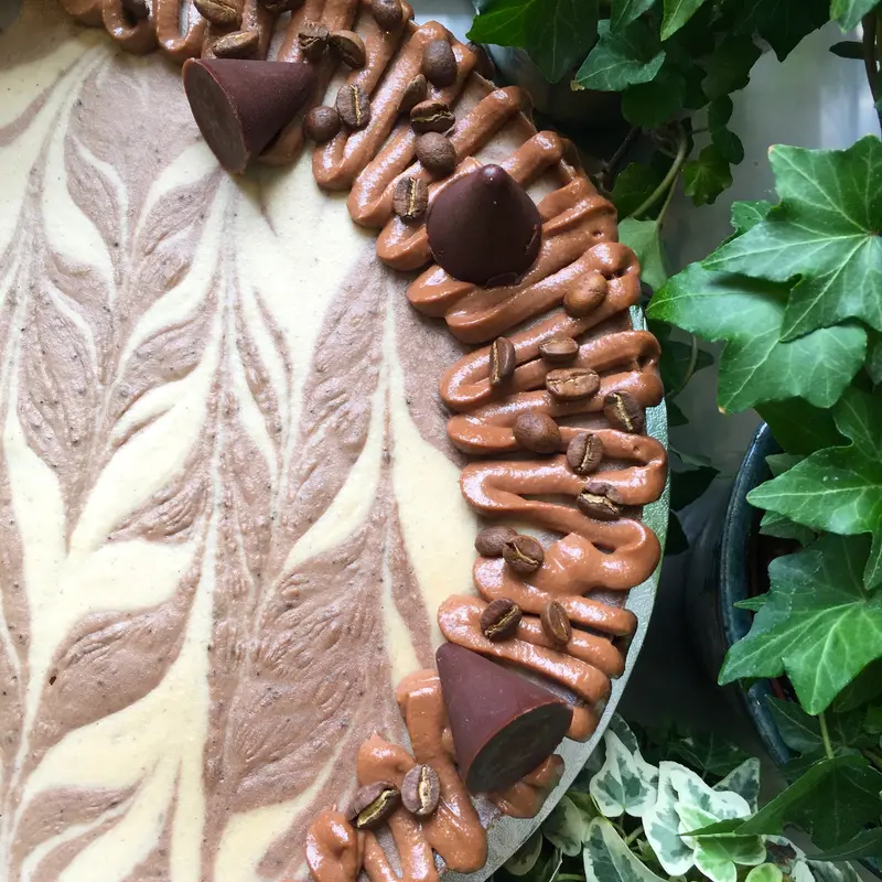 Tiramisu Cheezecake (Large Serves 12-16) 2