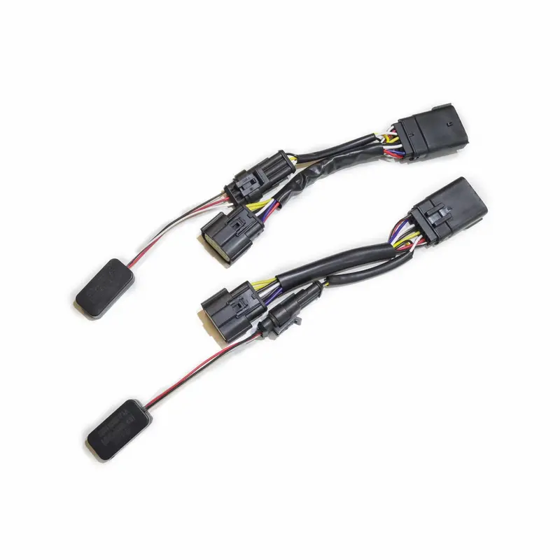 Alpharex 810022 Plug-And-Play Wiring Adapter For Aftermarket Taillight Assemblies 1